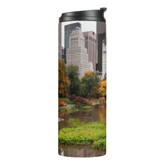 Bouteilles Isothermes Central Park en automne initiales personnalisées t (Tourné sur la gauche)