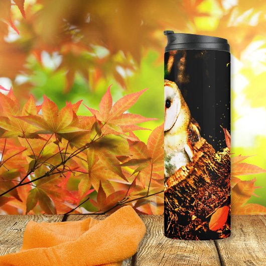 Bouteilles Isothermes Chouette blanche sur l'arbre foncé automne Inspira