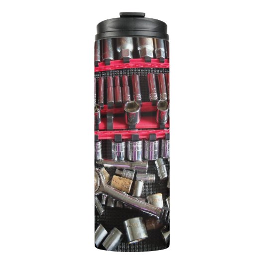 Bouteilles Isothermes Différents sockets dans un bac à outils (Devant)