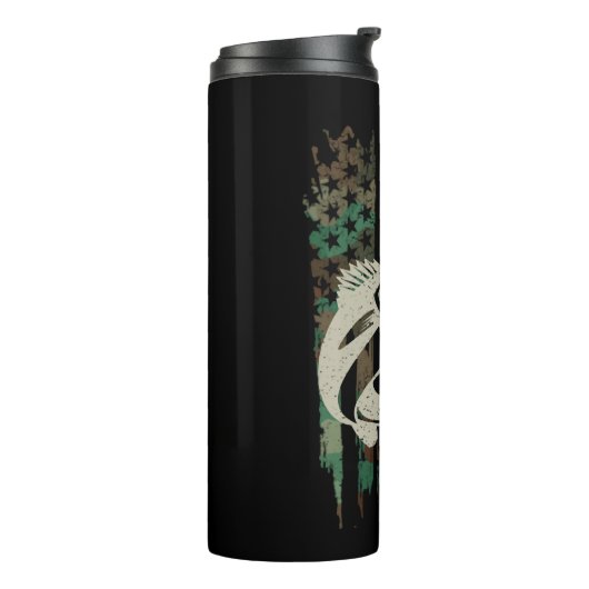 Bouteilles Isothermes Drapeau américain Camouflage Pêche au walleye (Tourné sur la gauche)