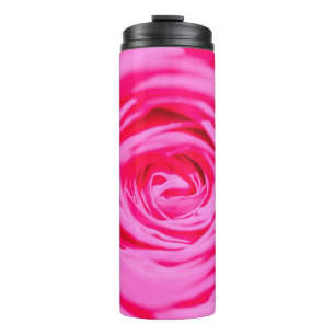 Bouteilles Isothermes gros rose Bud gros plan, avec effet de flou arrièr