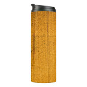 Bouteilles Isothermes Harvester machine working in field. Combine harves (Tourné sur la droite)