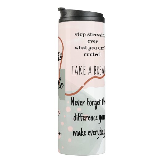 Bouteilles Isothermes Infirmière inscrite sur mesure Affirmation de la R (Tourné sur la droite)