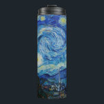 Bouteilles Isothermes La nuit étoilée de Vincent Van Gogh<br><div class="desc">Immergez-vous dans la beauté fascinante de la Nuit étoilée de Vincent Van Gogh avec cette reproduction de haute qualité. Possédez une histoire de l'art et laissez la brillance du chef-d'oeuvre de Van Gogh illuminer votre environnement.</div>
