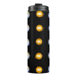 Bouteilles Isothermes LED, fermer l'arrière - plan abstrait.