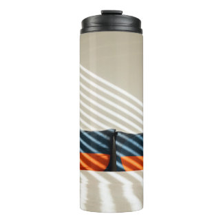 Bouteilles Isothermes Lit blanc et rouge noir