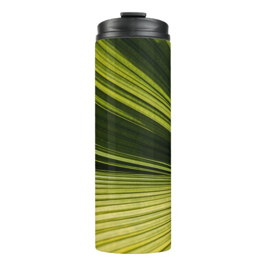 Bouteilles Isothermes Macro photography of green leaf (Devant)