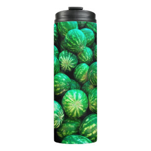 Bouteilles Isothermes Many watermelons on the market background