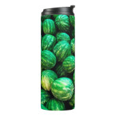 Bouteilles Isothermes Many watermelons on the market background (Tourné sur la gauche)