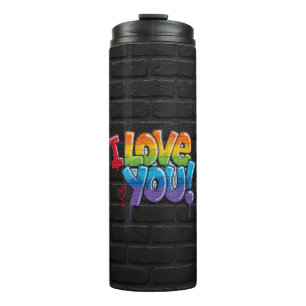 Bouteilles Isothermes Mur de briques noir avec graffiti « Je t'aime ! »