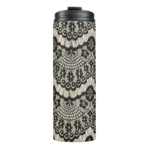 Bouteilles Isothermes Ouvrage en dentelle de tissu. Ornement floral en