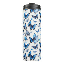 Papillons bleus vibreux
