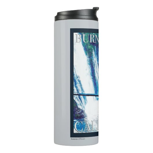 Bouteilles Isothermes Poster de Burney Falls, CA (Tourné sur la gauche)