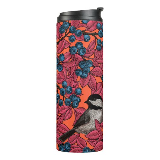 Bouteilles Isothermes Poulet sur les branches de bleuets sur l'orange (Tourné sur la gauche)