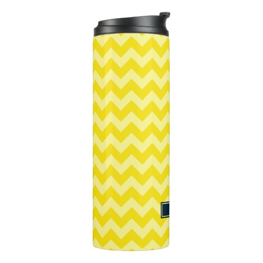 Bouteilles Isothermes Preppy Chevron dans les tons d'un monogramme jaune (Tourné sur la gauche)