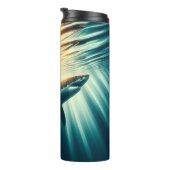 Bouteilles Isothermes Requin dans la mer bleue profonde & soleil (Tourné sur la droite)