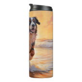 Bouteilles Isothermes Sandy Paws Bernese Mountain Dog on Beach Sunset (Tourné sur la droite)