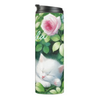 Sweet Napping White Kitten sous un Rose Bush