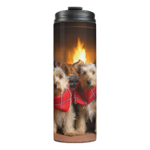 Bouteilles Isothermes Terrier Australien au coin du feu de Noël