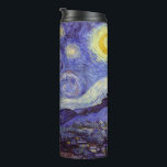 Bouteilles Isothermes Vincent Van Gogh Starry Nuit Vintage Art<br><div class="desc">Vincent van Gogh Starry Night Art Peinture Starry Night est un tableau de l'artiste post-impressionniste néerlandais Vincent van Gogh. Le ciel bleu de la nuit est rempli de nuages tourbillonnants, d'étoiles et d'une lune brillante croissant. La Nuit étoilée est la seule nocturne de la série de vues depuis la fenêtre...</div>