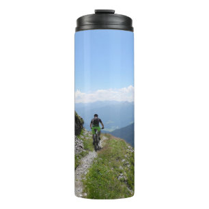 Bouteilles Isothermes VTT dans la campagne