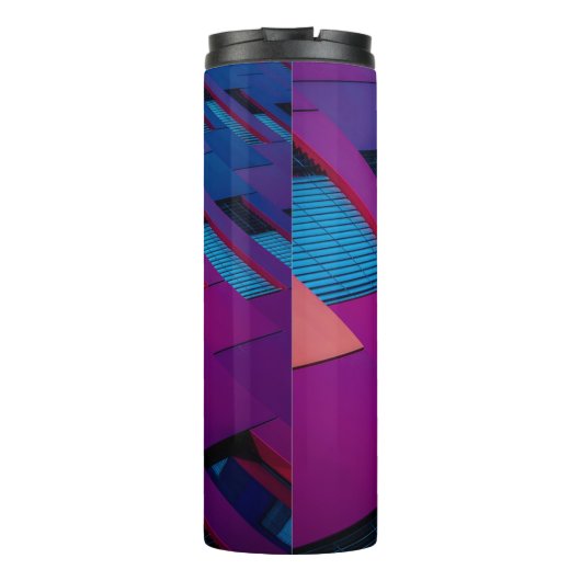 Bouteilles Isothermes Vue inférieure du bâtiment violet (Dos)