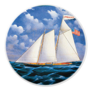 Bouton De Porte En Céramique La goélette "Amérique" par James Bard