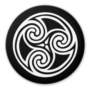 Bouton De Porte En Céramique Ornement de Triskele de Celtic, noir et blanc