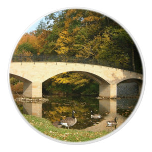 Bouton De Porte En Céramique Pont Rainbow à l'automne au Grove City College