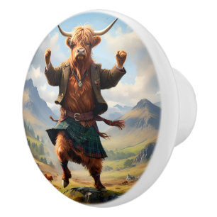 Bouton De Porte En Céramique Vache des Highlands dansant le Highland Fling,