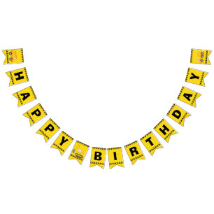 Bouw van een motorvoertuig op zaterdag Gele vracht Vlaggetjes