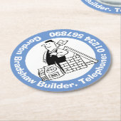 Bouwer met bouwmaterialen. bouwvak ronde kartonnen onderzetter (Gebogen)