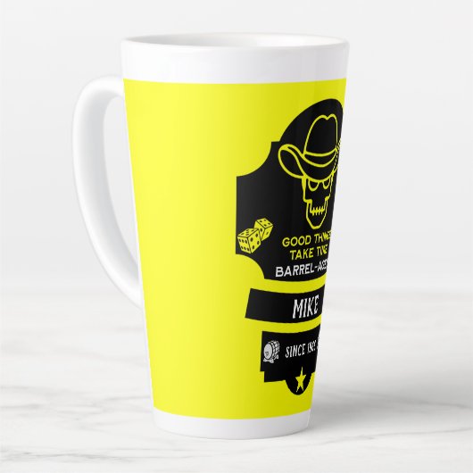 Boven de heuvel wordt het oud latte mok (Linkerhoek)