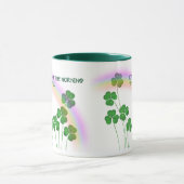 Bovenkant van de Morning St. Patrick's Day Shamroc Mok (Midden)