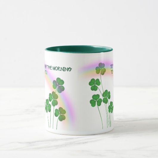 Bovenkant van de Morning St. Patrick's Day Shamroc Mok (Midden)