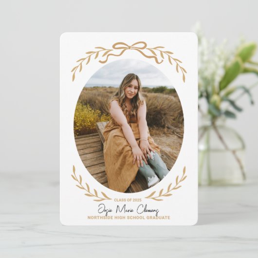 Bow and Branches Graduation Photo Invitation (Debout devant)