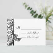 Bow noir Damas RSVP (Debout devant)