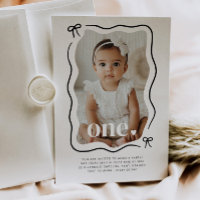 Bow Wavy Border Photo 1er Anniversaire Invitation