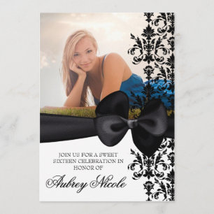 Bowed Damask Accented 5 x 7 Invite [Black] Kaart