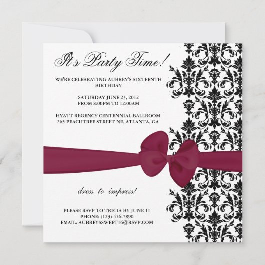 Bowed Damask Accented Invite (Bourgogne) Kaart (Achterkant)