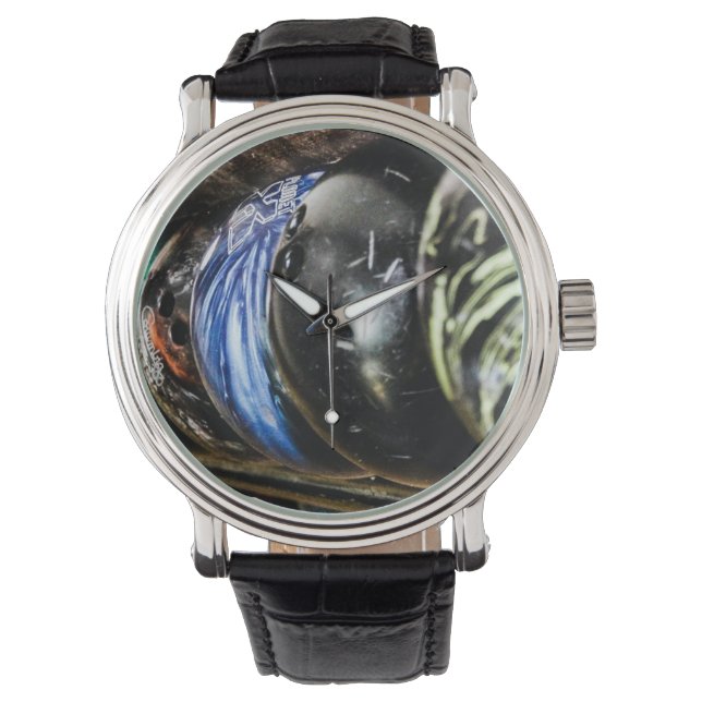 Bowling Balls Horloge (Voorkant)