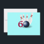 Bowling, bowler Invitation du 60e anniversaire.<br><div class="desc">Vous pouvez personnaliser tout le texte de cette 60e invitation à la fête d'anniversaire sur le thème du bowling. Vous pouvez changer le texte et le numéro sur le devant et l'utiliser pour un 40e, 50e, 70e ou autre anniversaire. Le design comprend une boule de bowling avec des épingles et...</div>