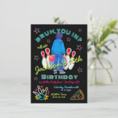 Bowling Bruh Neon Rolschaatsen Verjaardag Kaart (Staand voorkant)