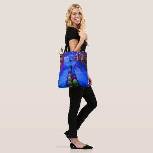 Bowling Lanes blaast zwarte lichte Canvas tas (Op model)