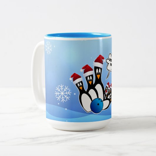 Bowling Pin Penguins Christmas Mug (Devant gauche)