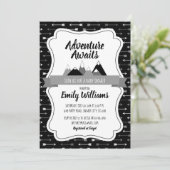 Boy Adventure attend une invitation baby shower (Debout devant)