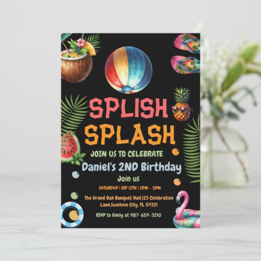 Boy Beach Ball Pool Invitation Anniversaire (Debout devant)