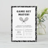 Boy Tennis Anniversaire Fête Raquettes Invitation (Debout devant)