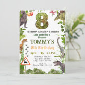 Boys Dinosaur 8e anniversaire fête Invitation (Debout devant)
