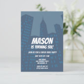 Boys Superhero City Anniversaire Fête Invitation (Debout devant)